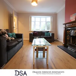 https://solihull-nec-airport-3-bed-2-bath-house.hotelsin-nottingham.com